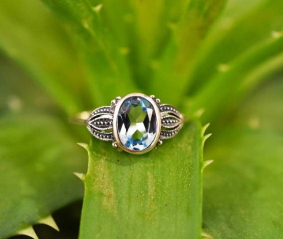 Bague Topaze et Marcassite sur argent 925