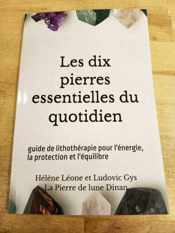 Livre Les pierres essentielles au quotidien
