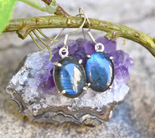 Boucles d'oreilles labradorite et argent 925 favorisant la protection